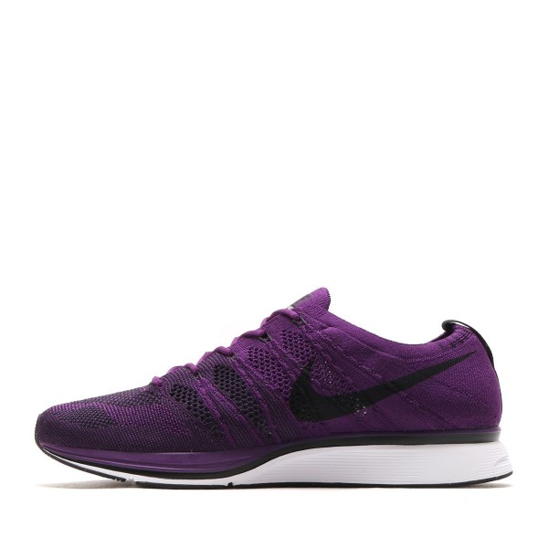 Nike Flyknit Trainer Lila/Schwarz/Weiß ah8396-500
