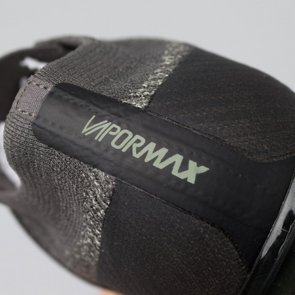 Nike Air Vapormax Flyknit Moc In Grau AH3397-013