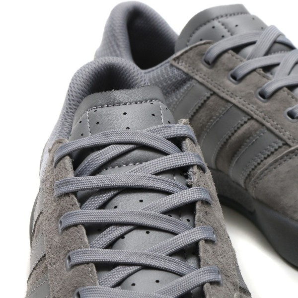 adidas Originals CITY CUP Grau/Grau/Gold db0585