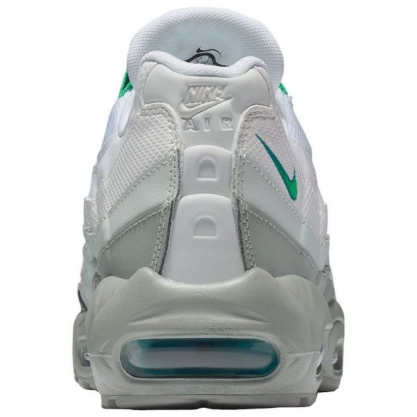 Nike Air Max 95 Essential Light Pumice/Clear Emerald 749766-032
